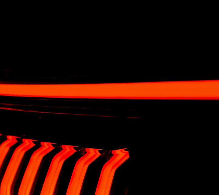 Audi Q8 Перетяжка потолка алькантарой